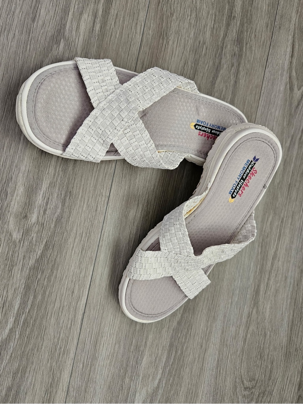 Skechers Womens White Crisscross Slide Sandals